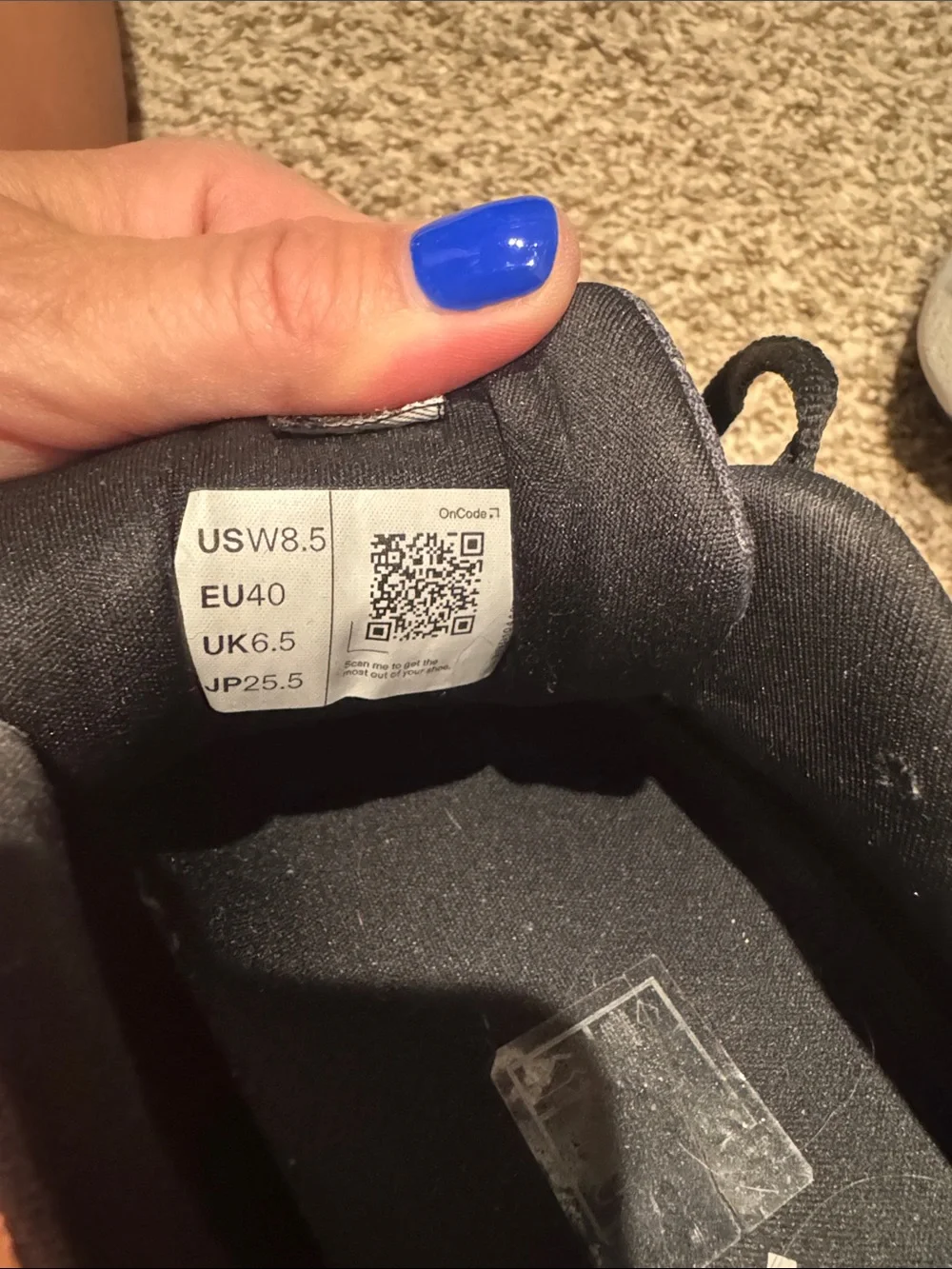 On Running Women's Black Cloudsurfer 8.5